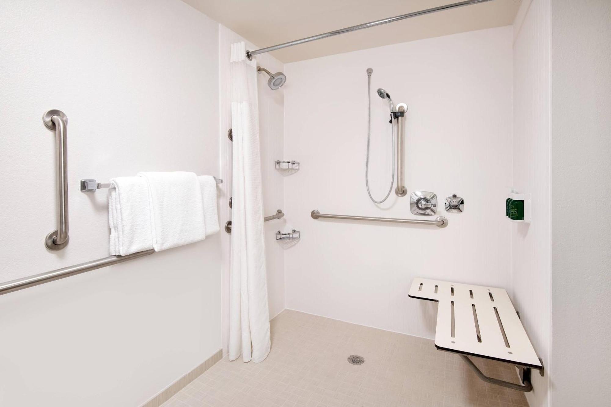 Courtyard By Marriott Savannah Midtown Eksteriør bilde